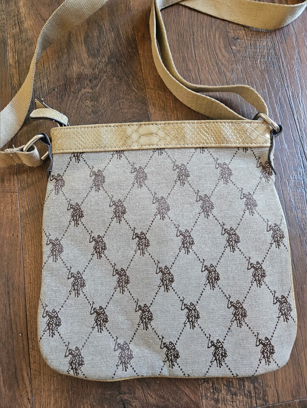 U.S. Polo Assn. Beige and Brown Monogram Crossbody Bag - Picture 5 of 10